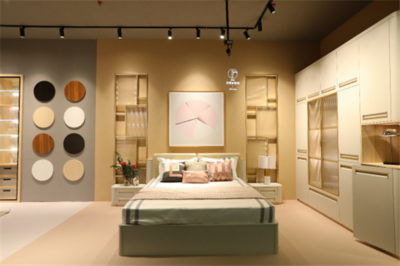 美心门业:双重机遇,开启创业新篇章